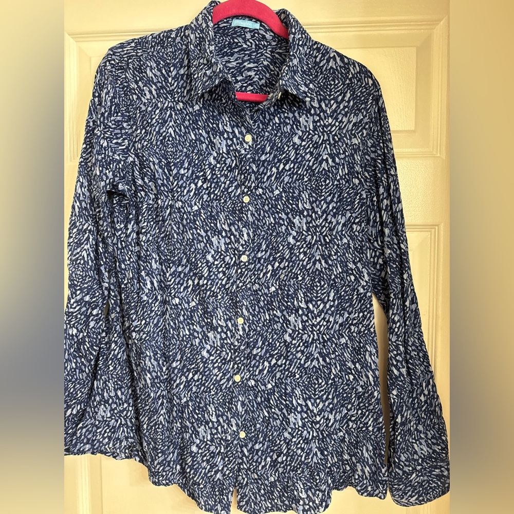 Blue and White Patterned Button-Up Shirt